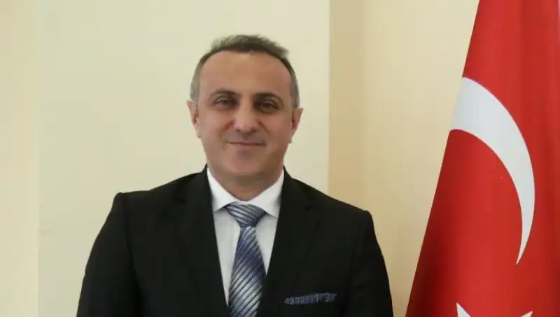 Gümüşhane Üniversitesi Rektörü Prof. Dr. Oktay Yıldız Kimdir?
