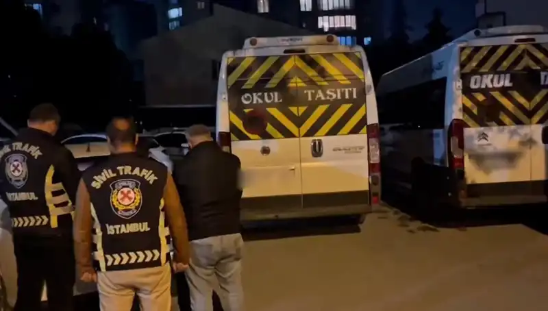 Görüntülerle Şok Eden Olay: 2 Servis Sürücüsü Yakalandı