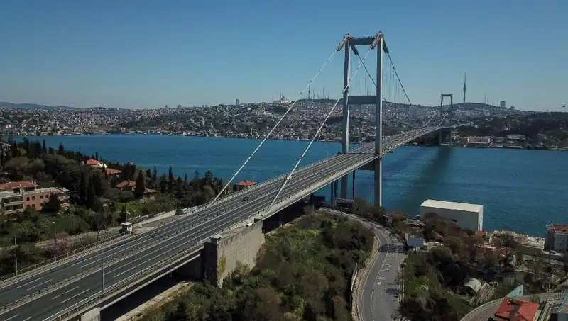 İstanbul'daki Deprem, Köprü ve Tünelleri Nasıl Etkiledi? Bakan Uraloğlu'ndan Açıklamalar