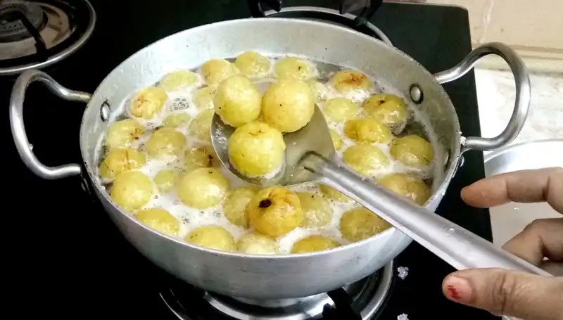 C Vitamini Sentezinizi Artıracak Basit Yöntemler: Aç Karnına Bir Bardak Yeter!